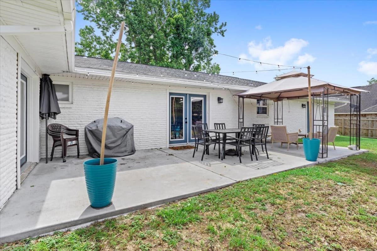 Ranch Home Gem 5Br Home Sleeps 12 With Game Room Gulfport Eksteriør bilde